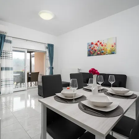 Stancija Amorozo 5 - 1 Apartamento