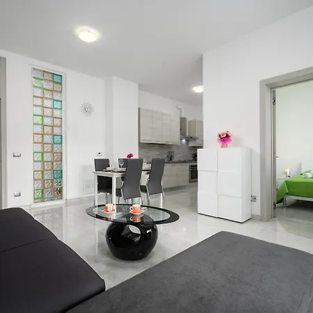 Stancija Amorozo 5 - 1 Apartamento *