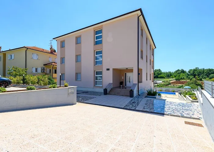 Stancija Amorozo 5 - 1 Apartamento Poreč