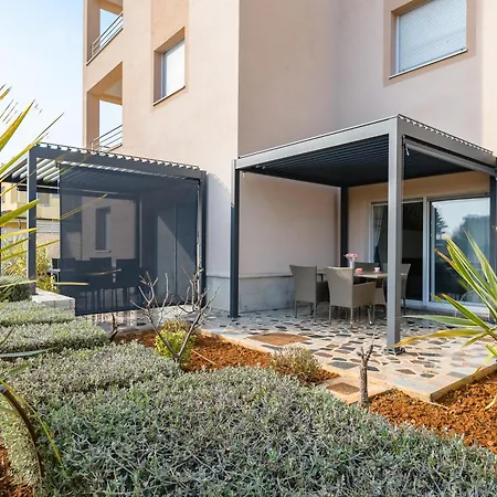 Stancija Amorozo 5 - 1 아파트 *