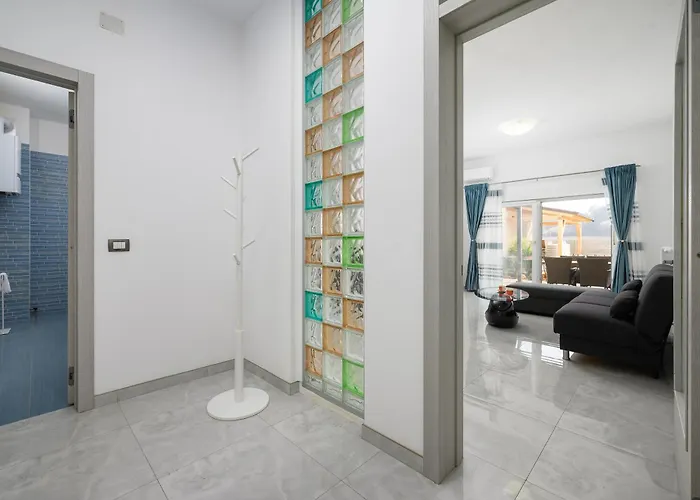 Stancija Amorozo 5 - 1 Poreč